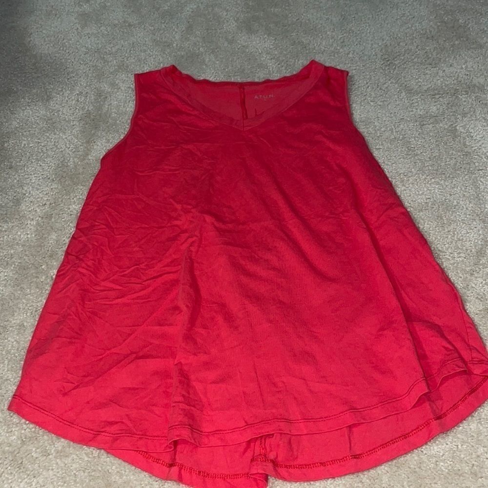 Red Tank- Atun   